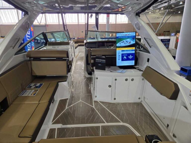 2025 Monterey 385SS - Triple V10 - Joystick US-RGFCP192J425 [photo 7]